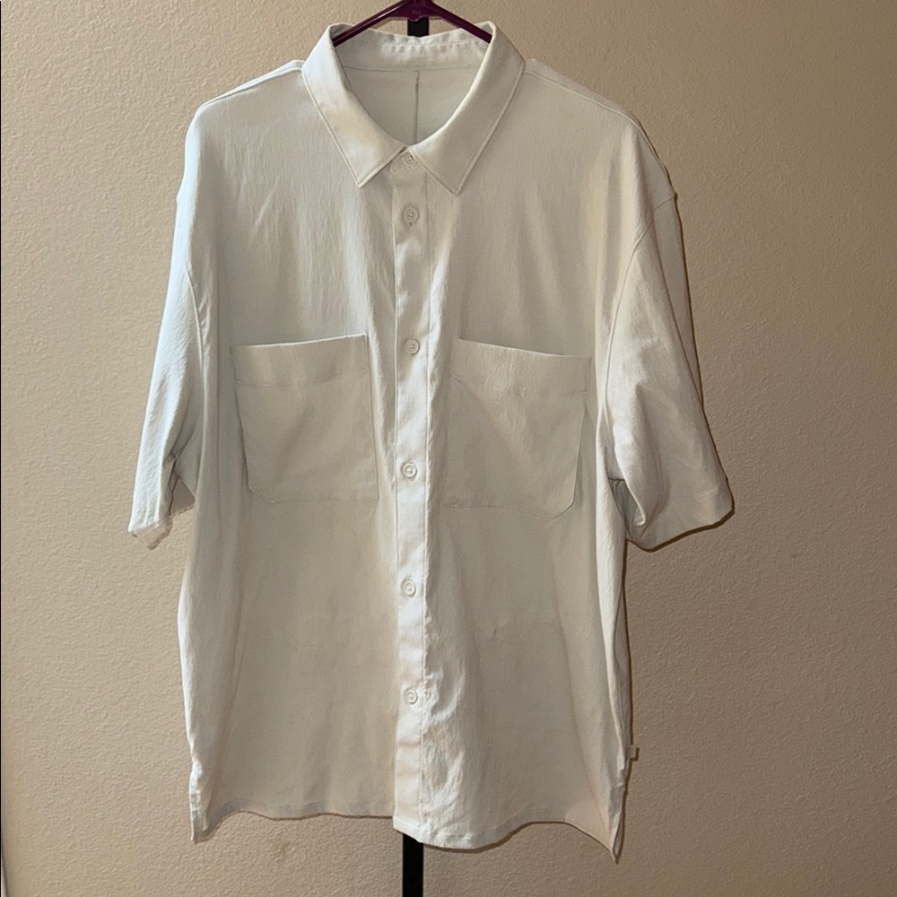 Lululemon Men’s Bone Relax Fit Casual Button Down Short Sleeve Shirt Sz XL